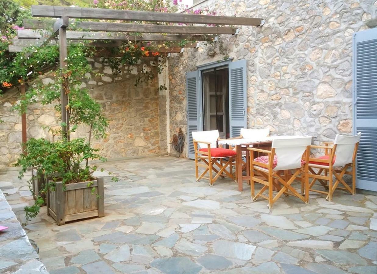 Pine Trees And Sea View Houses In Hydra - Daphne, Chloe, Myrto, Eleni Dış mekan fotoğraf